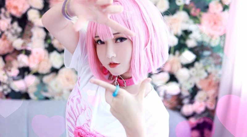 Potato Godzilla cosplay写真合集解析：191套游戏角色与兔女郎造型